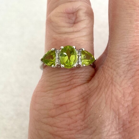 Sterling Silver 925 STS Chuck Clemency Oval Peridot 3 Stone Ring Sz 4.75 - Picture 1 of 16